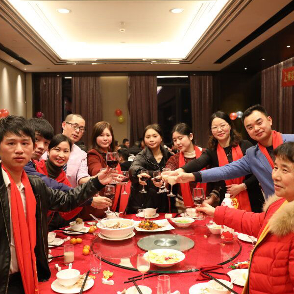 鑄衡年會吃飯照 鑄衡年會吃飯照