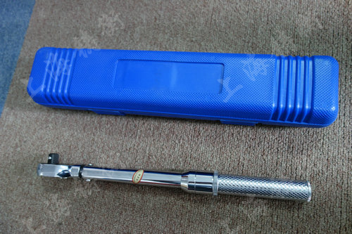 ���{ʽŤ�ذ���