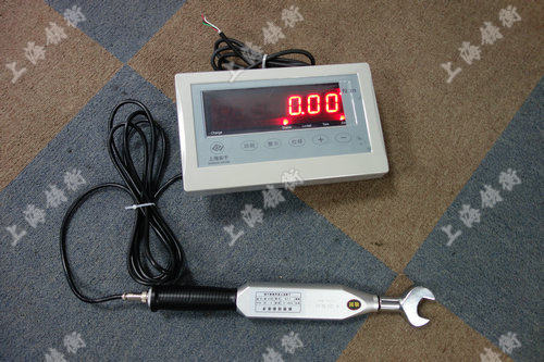 非標(biāo)定制的數(shù)顯扭矩扳手