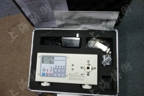 ����L��Ť���z�y�x