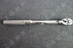 ܉����˨����\�b��܉����˨�õĿ��{ʽŤ�ذ��փr��