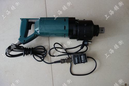 電動扭力扳手