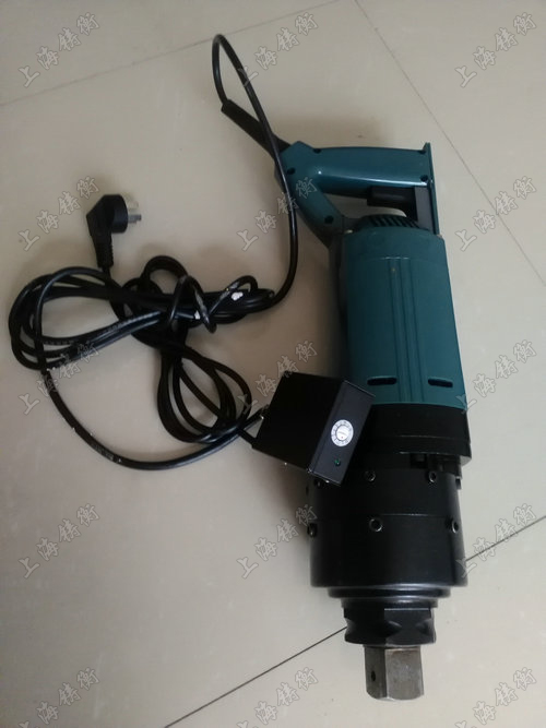 電動扭矩扳手