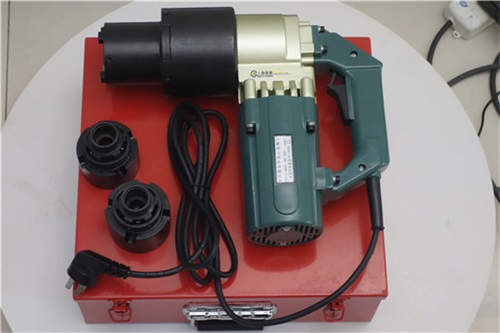 架子工緊固螺栓的電動扳手