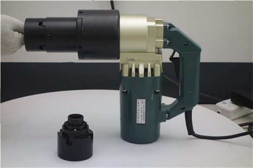 �ߏ�(qi��ng)��˨늄�Ť�ذ���