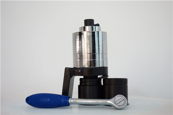 �o�̲�ж��ĸ��������