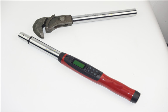 非標定制定扭矩560N.m鋼筋數顯角度扭矩扳手