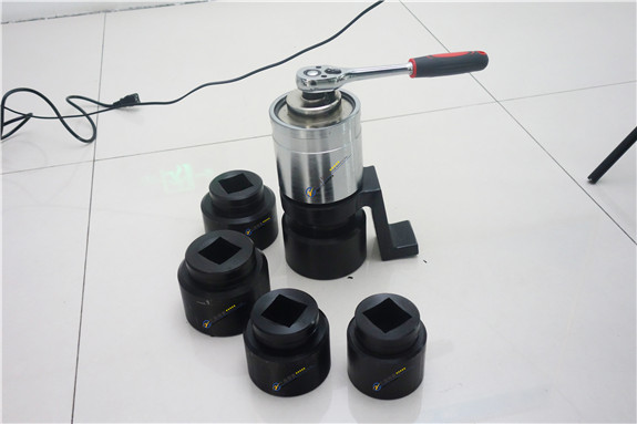 ���̙Cе��˨�A�o5500n.m�������� �Cе����˨���ж����Ť���ر�����