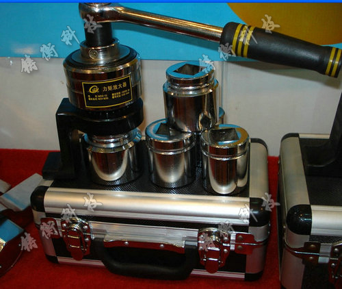 扭矩扳手倍增器