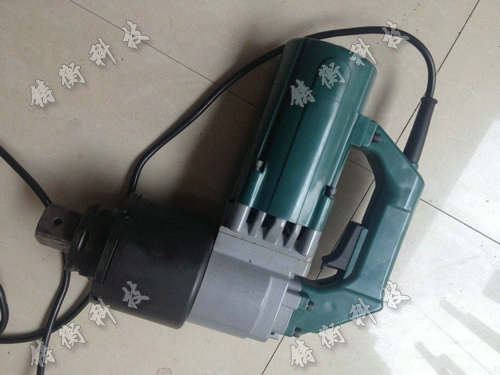 電動扭矩扳手