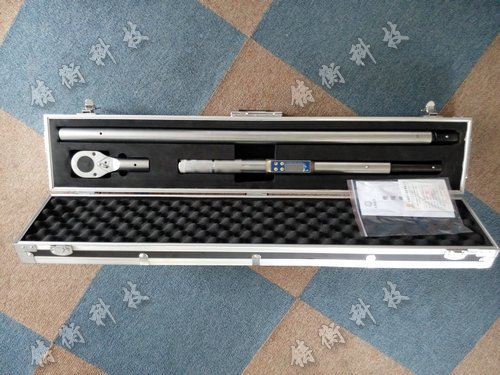 ���@Ť������