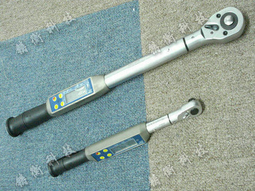 數(shù)顯扭力扳手