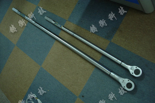 東日數顯扭力扳手