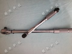 �A��ʽŤ�������F·����