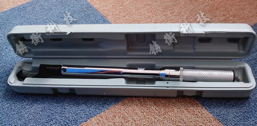 預置式扭力扳手