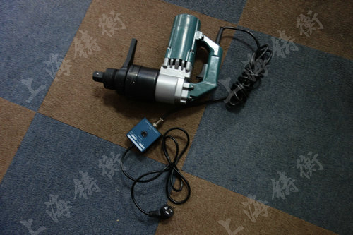 電動扭力扳手